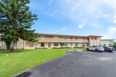 1930 NW 18th St #104, Delray Beach, FL 33445
