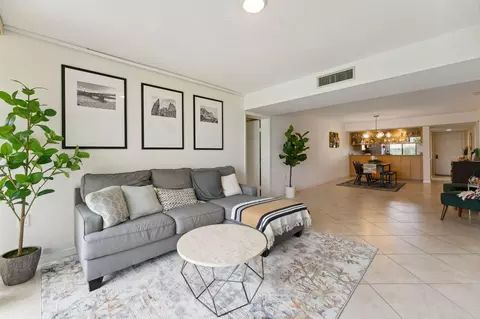 6157 Balboa Cir #401, Boca Raton, FL 33433