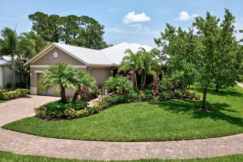 218 11th Sw Sq, Vero Beach, FL 32962