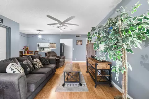 815 Sky Pine Way #G2, Greenacres, FL 33415