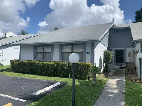 6053 NW 3rd St, Margate, FL 33063