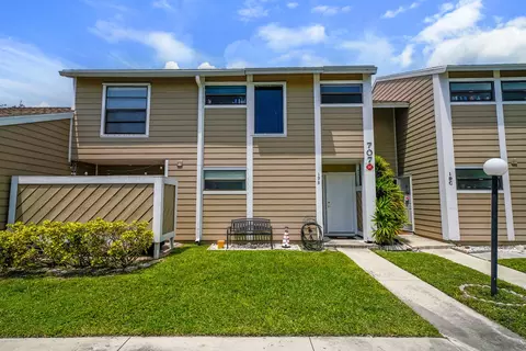 707 Stonewood Ct #19B, Jupiter, FL 33458