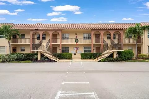2600 S Kanner Hwy #R-11, Stuart, FL 34994