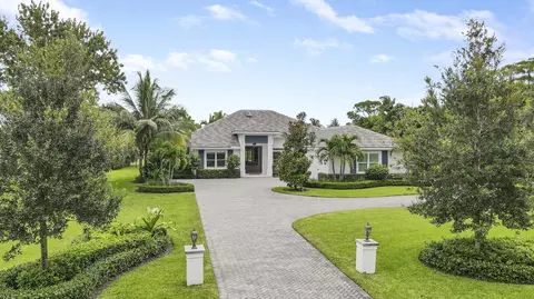 5595 Sea Biscuit Rd, Palm Beach Gardens, FL 33418