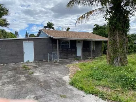3696 Coconut Rd, Palm Springs, FL 33461