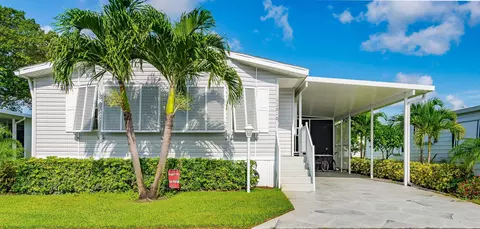 33010 Azua Bay, Boynton Beach, FL 33436
