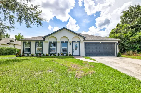 3662 SW Vollmer St, Port Saint Lucie, FL 34953