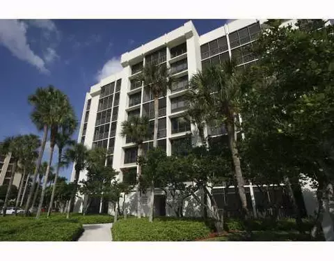 6845 Willow Wood Dr #3086, Boca Raton, FL 33434