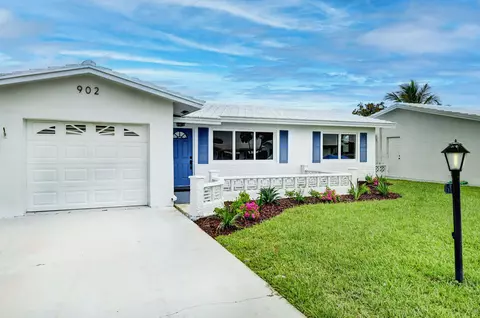 902 SW 18th St, Boynton Beach, FL 33426