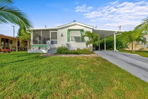 8171 SE Homestead Ave, Hobe Sound, FL 33455