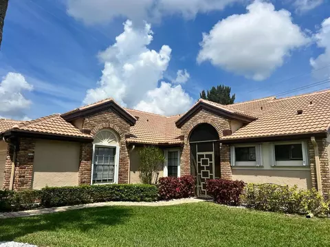 7399 Le Chalet Blvd, Boynton Beach, FL 33472