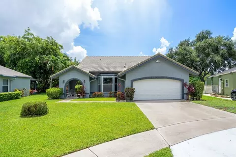 9178 Beverly Ct, Boynton Beach, FL 33472