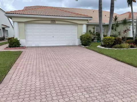 6120 Caladium Rd, Delray Beach, FL 33484