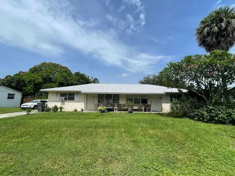 9335 Silverthorne Dr, Palm Beach Gardens, FL 33403