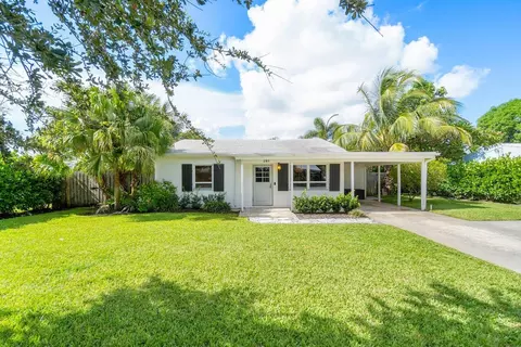 240 NE 17th St, Delray Beach, FL 33444