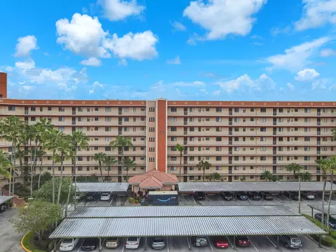 7360 S Oriole Blvd #803, Delray Beach, FL 33446