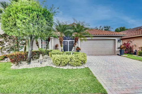 7650 Caprio Dr, Boynton Beach, FL 33472