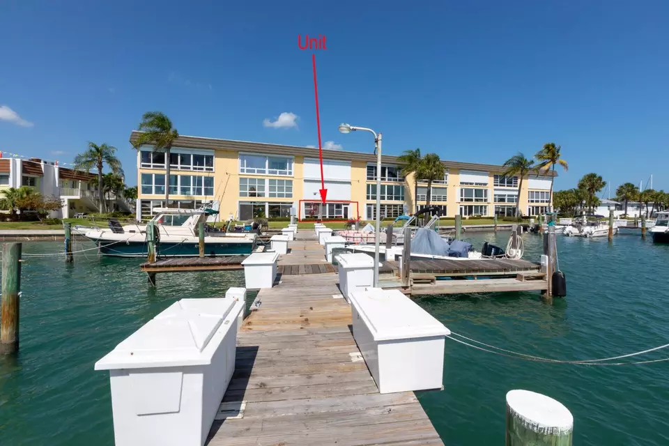  1351 Bayshore Dr #106, Fort Pierce, FL 34949 photo 1
