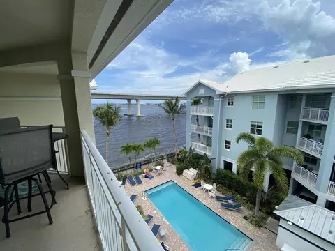 275 NW Flagler Ave #405, Stuart, FL 34994