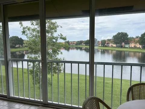 9697 Shadybrook Dr #201, Boynton Beach, FL 33437