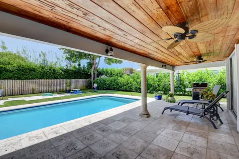 1560 SW 8th Ave, Boca Raton, FL 33486
