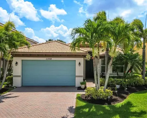 11258 SW Kingslake Cir, Port Saint Lucie, FL 34987