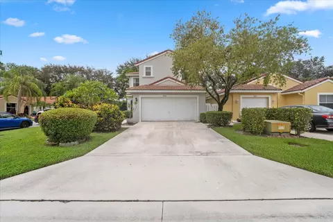 5648 Green Island Dr, Lake Worth, FL 33463