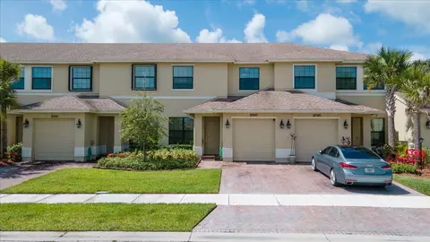 10043 W Villa Cir, Vero Beach, FL 32966