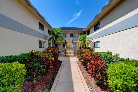 15378 Lakes Of Delray Blvd #3, Delray Beach, FL 33484