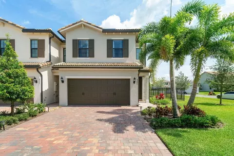 8221 Cinch Way, Lake Worth, FL 33467