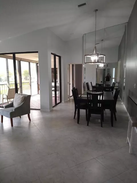 5475 Verona Dr #J, Boynton Beach, FL 33437
