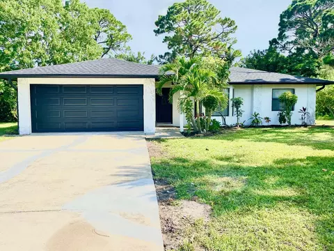 6801 Pensacola Rd, Fort Pierce, FL 34951