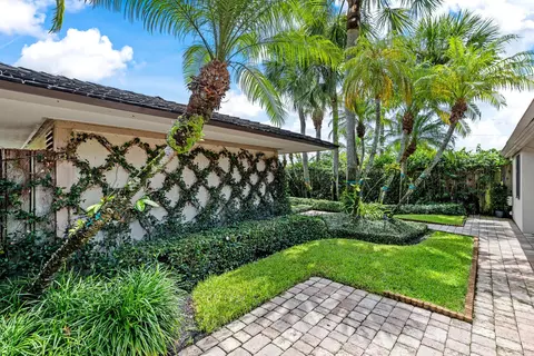 2083 Wightman Dr, Wellington, FL 33414