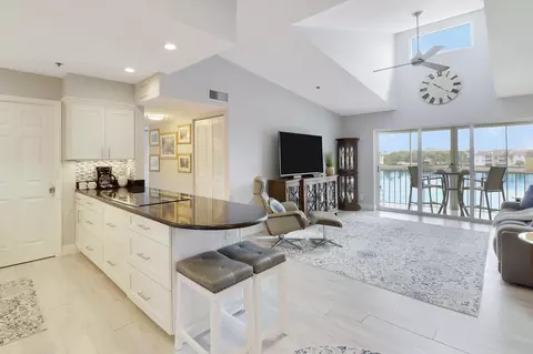 4452 NE Ocean Blvd #E3, Jensen Beach, FL 34957