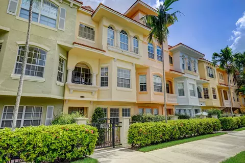 2528 Gardens Pkwy, Palm Beach Gardens, FL 33410