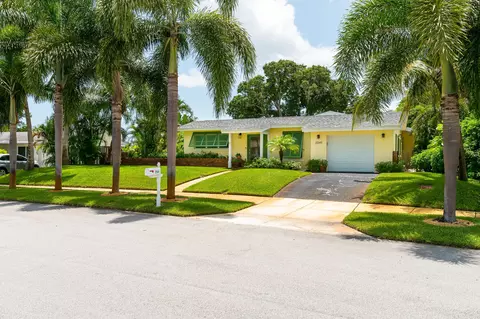 2049 7 Ct S, Lake Worth, FL 33461