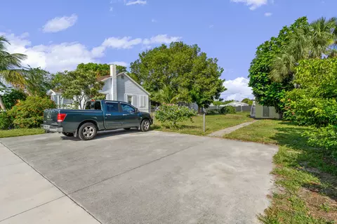 419 N H St, Lake Worth, FL 33460