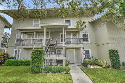 18429 SE Wood Haven Ln #H, Jupiter, FL 33469