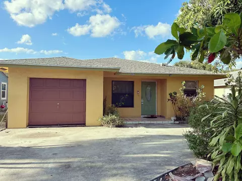 201 SE 5th St, Delray Beach, FL 33483