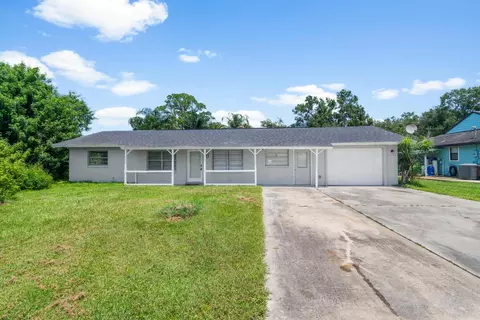 8206 Winter Garden Pkwy, Fort Pierce, FL 34951