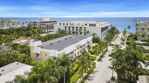 127 Peruvian Ave #1020, Palm Beach, FL 33480