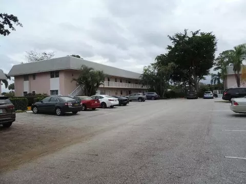18081 SE Country Club Dr #28, Jupiter, FL 33469