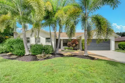 11572 Tern Ct, Wellington, FL 33414