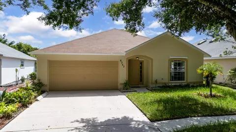 8242 Maidencane Pl, Port Saint Lucie, FL 34952
