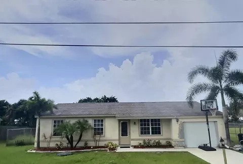 2371 SE Merrill Rd, Port Saint Lucie, FL 34952
