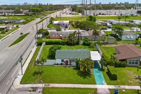 1201 W 2nd St, Riviera Beach, FL 33404