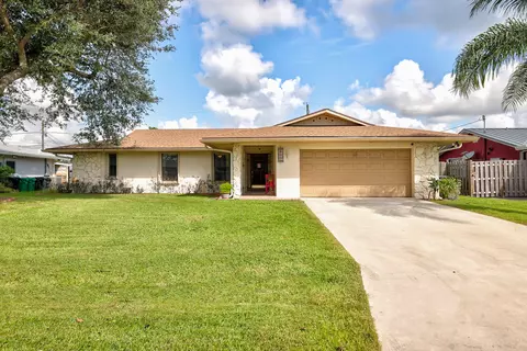 537 SE Brookside Ter, Port Saint Lucie, FL 34983