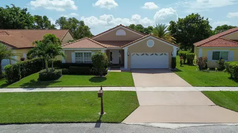 10580 Pebble Cove Ln, Boca Raton, FL 33498