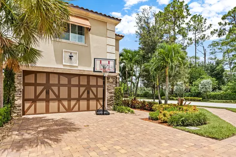 121 Sword Fern Pl, Wellington, FL 33414