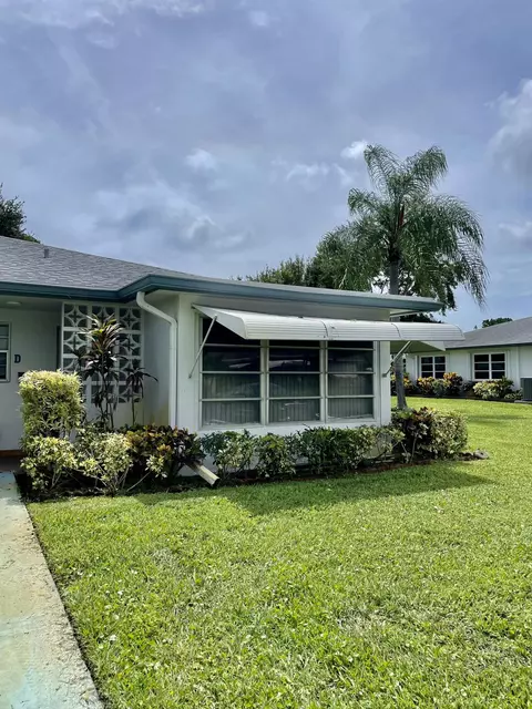 1227 Club Dr W #D, Delray Beach, FL 33445